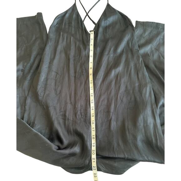 VICTORIA’S SECRET Wide Leg Floral Jacquard Deep V Cross Back Jumpsuit Black Sz S - Picture 10 of 12